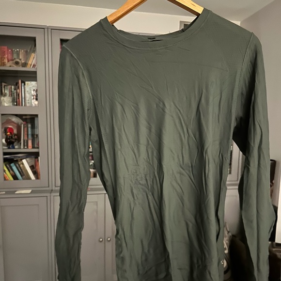 Mens athletic top - Picture 1 of 2